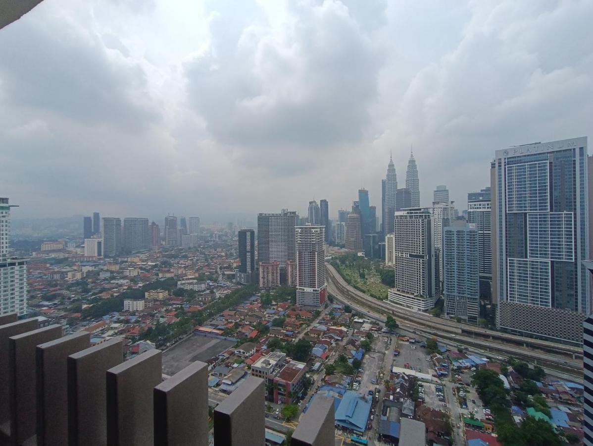 Ferienwohnung Cl 27A Insta Klcc View & Infinity Pool View Kuala Lumpur Exterior foto