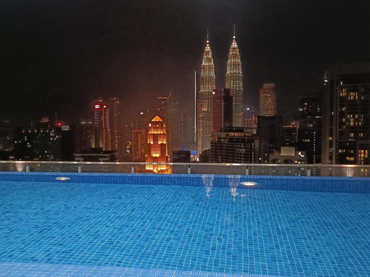 Ferienwohnung Cl 27A Insta Klcc View & Infinity Pool View Kuala Lumpur Exterior foto
